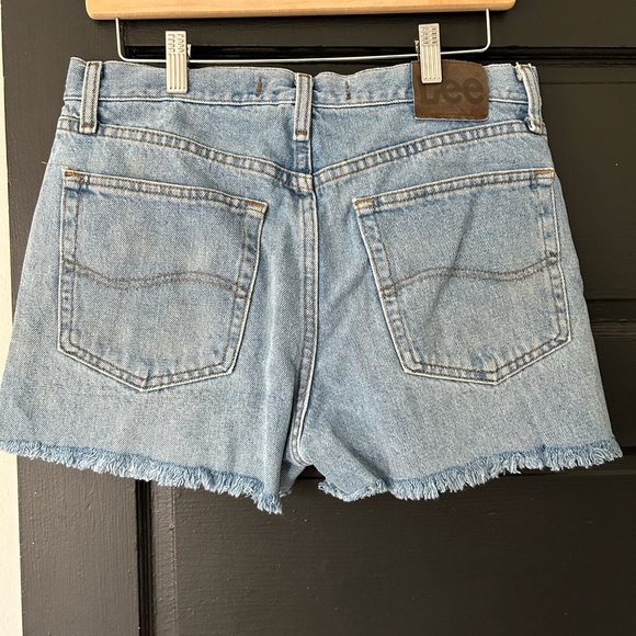 Lee Denim Shorts - Picture 2 of 3